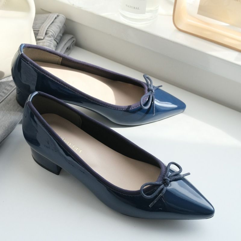 Repetto ネイビー ポインテッドトゥ パンプス 39 ピンヒール 3cm