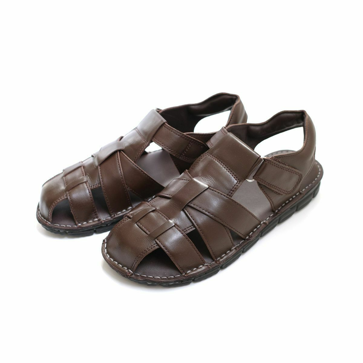 ダークブラウン