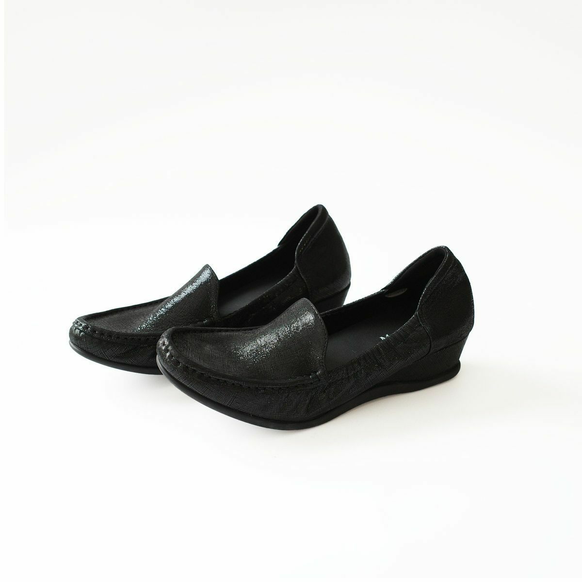 ブラックガラス