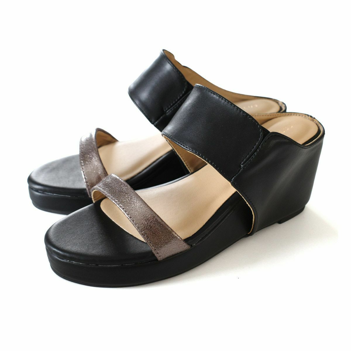 ブラック(PU)×メタリック