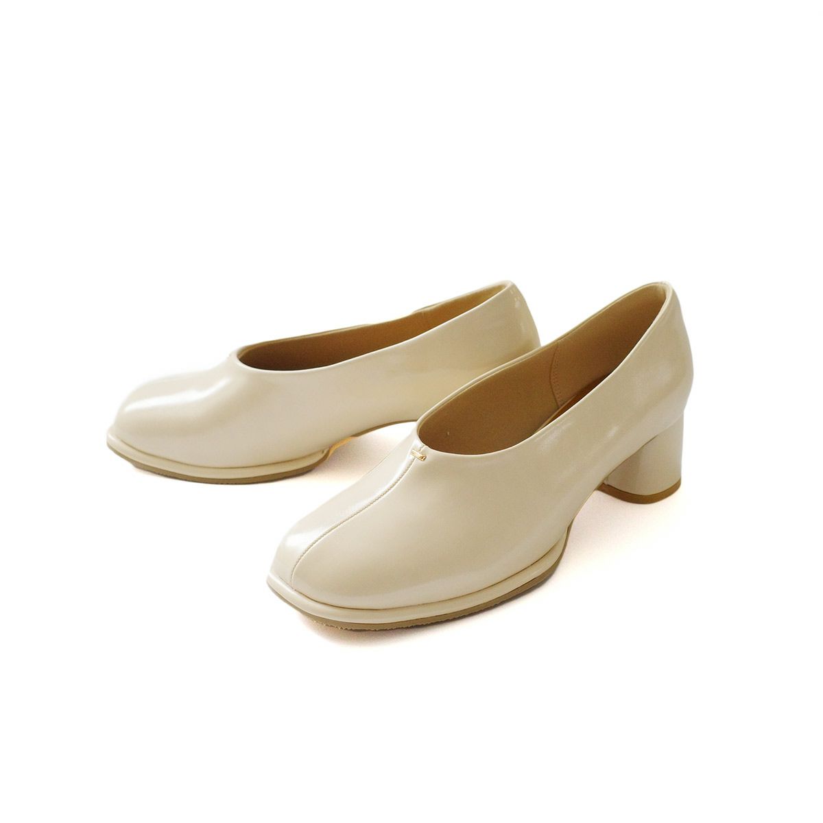 グロスエクリュ(スムース)