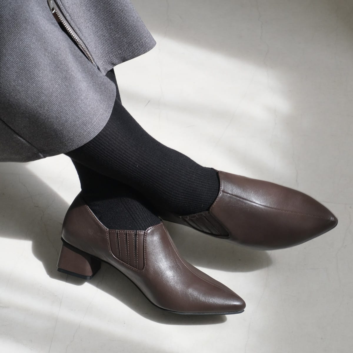 サイドゴアブーティポインテッドトゥ レディース | 《公式》レディース