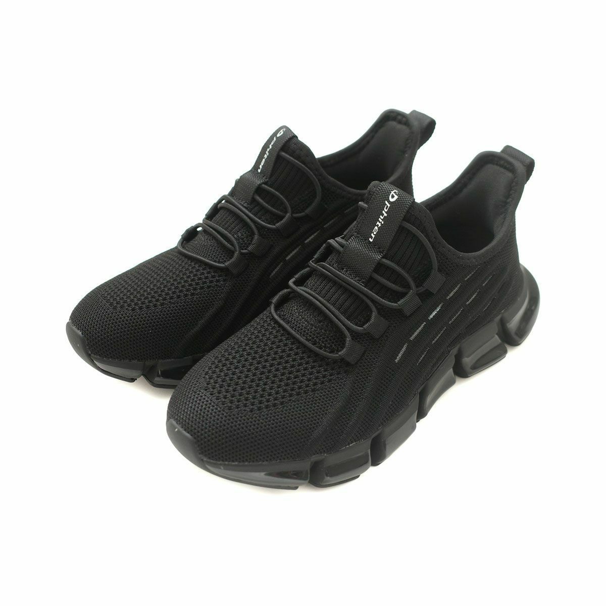 ブラック